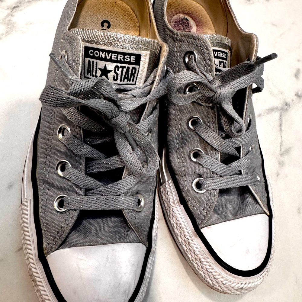 Converse sneakers, grey/ silver size 6